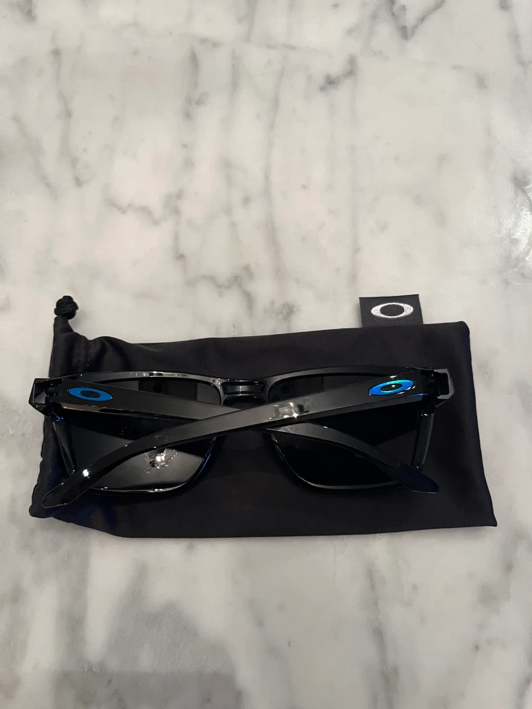 Oakley Sylas Sunglasses - New without tags image indicator(6)