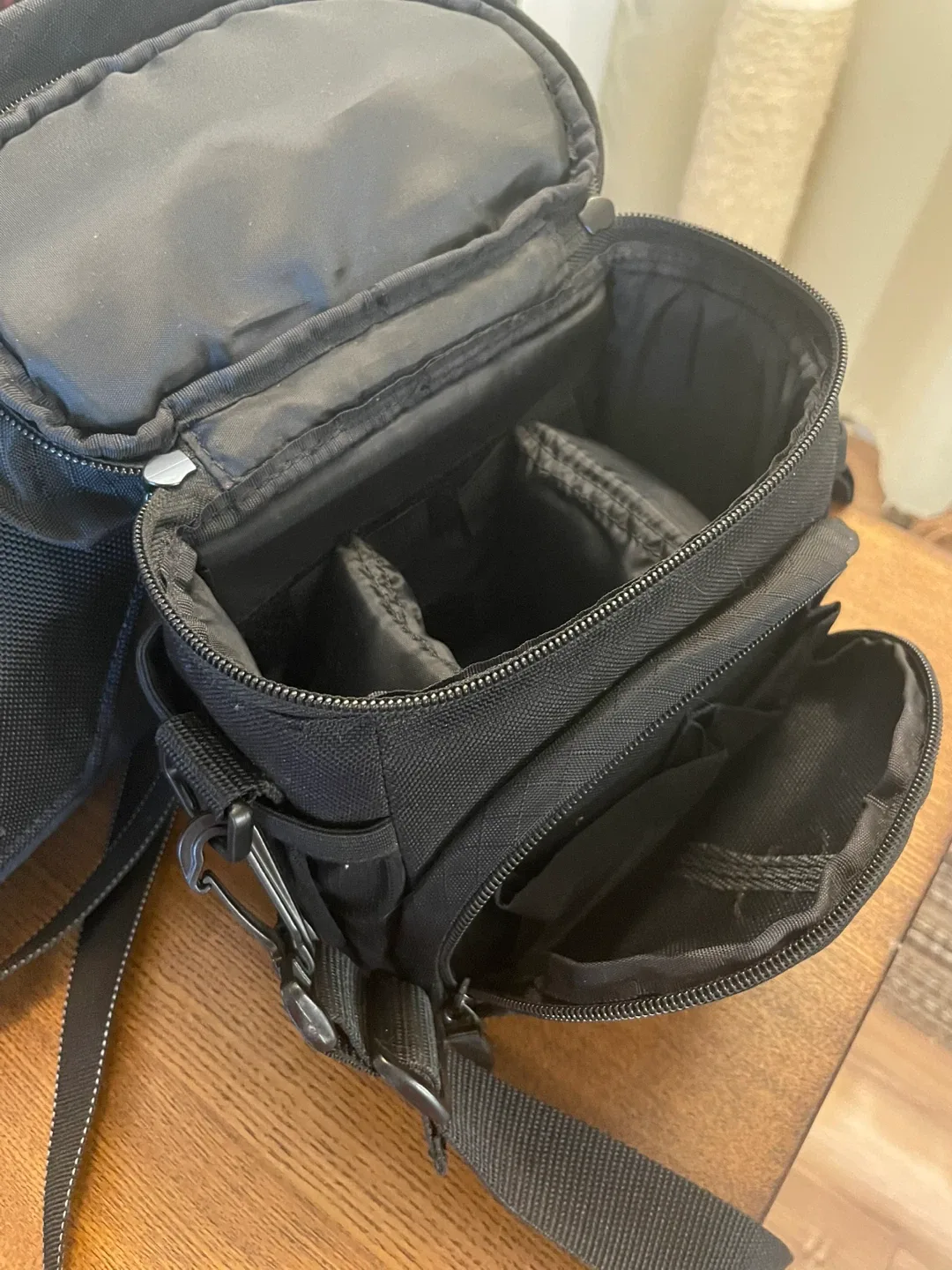 TWO(2) Camera Bags!! 📷 image indicator(7)