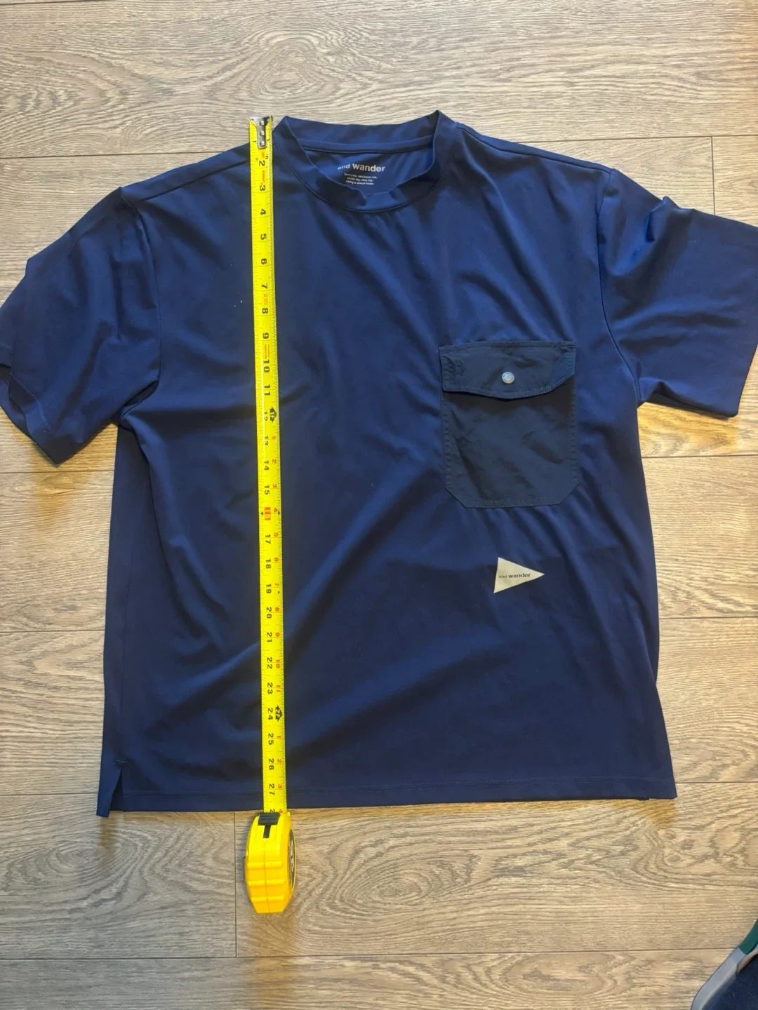 and Wander T-shirt - Size 2 image indicator(7)