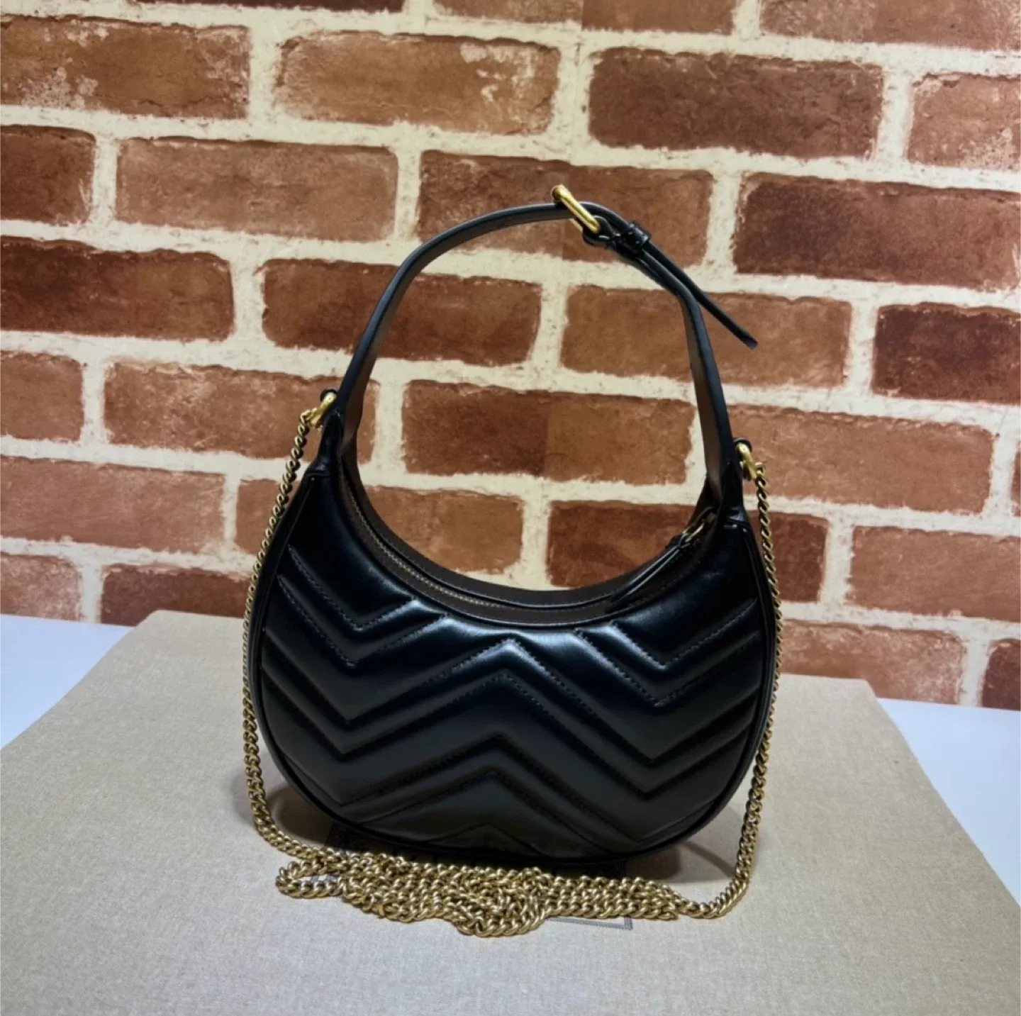 Gucci GG Marmont Mini Shoulder Bag Black image indicator(3)