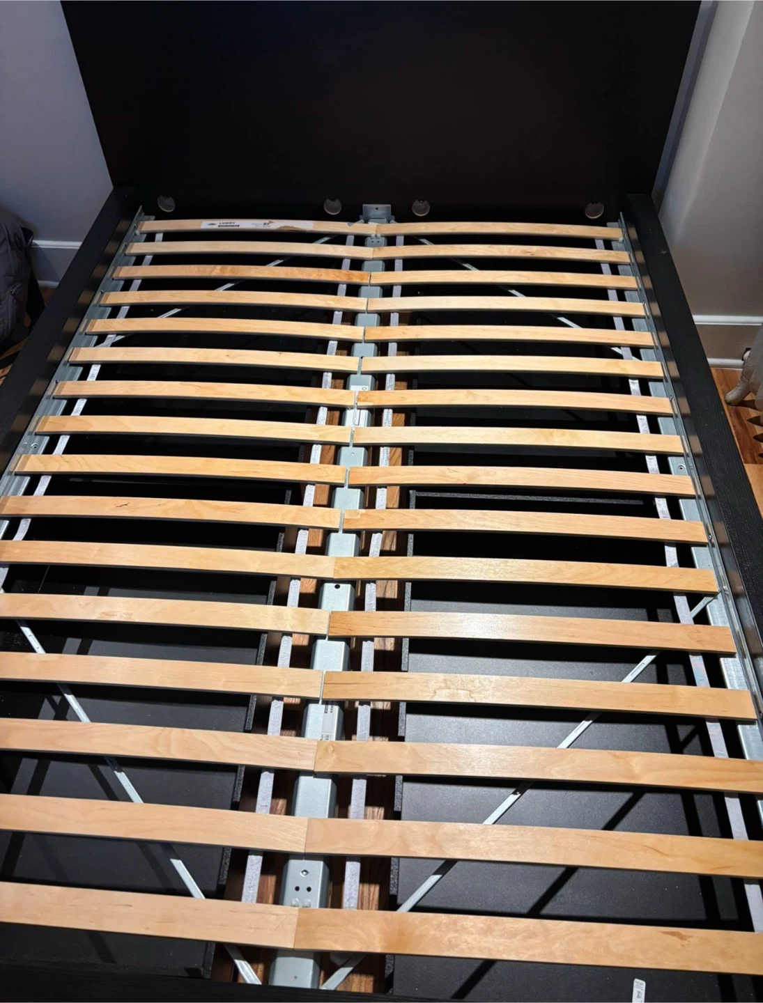 IKEA Twin Malm Bed Frame - photo 2