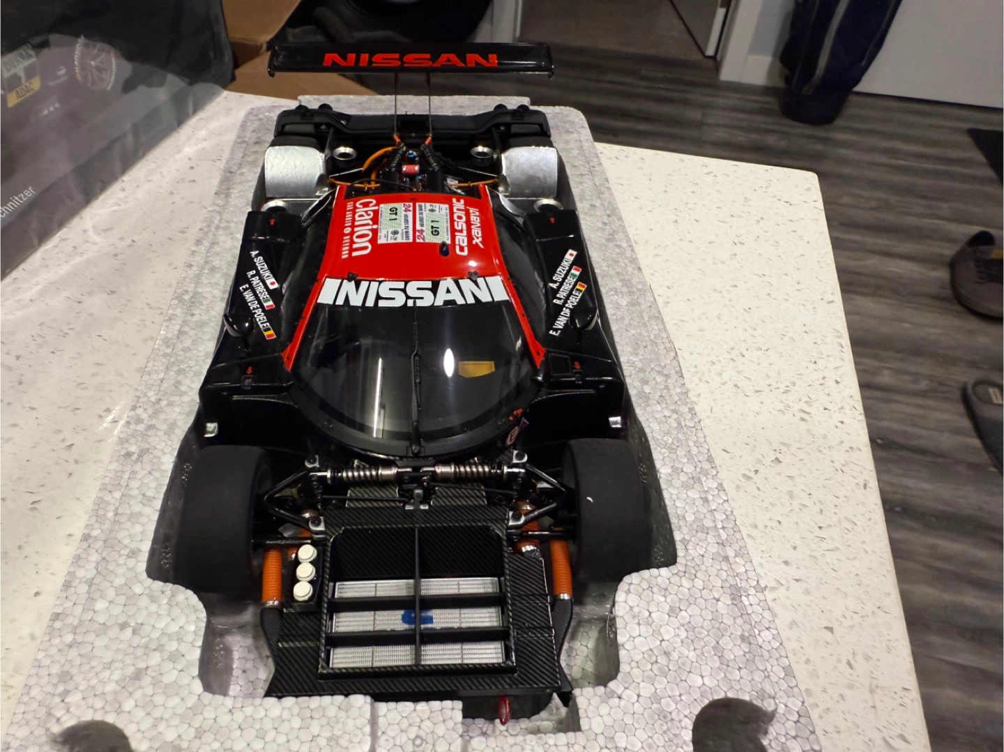 AUTOart 1997 #22 Nissan R390 GT1 Le Mans 24 Hours Racecar - photo 2