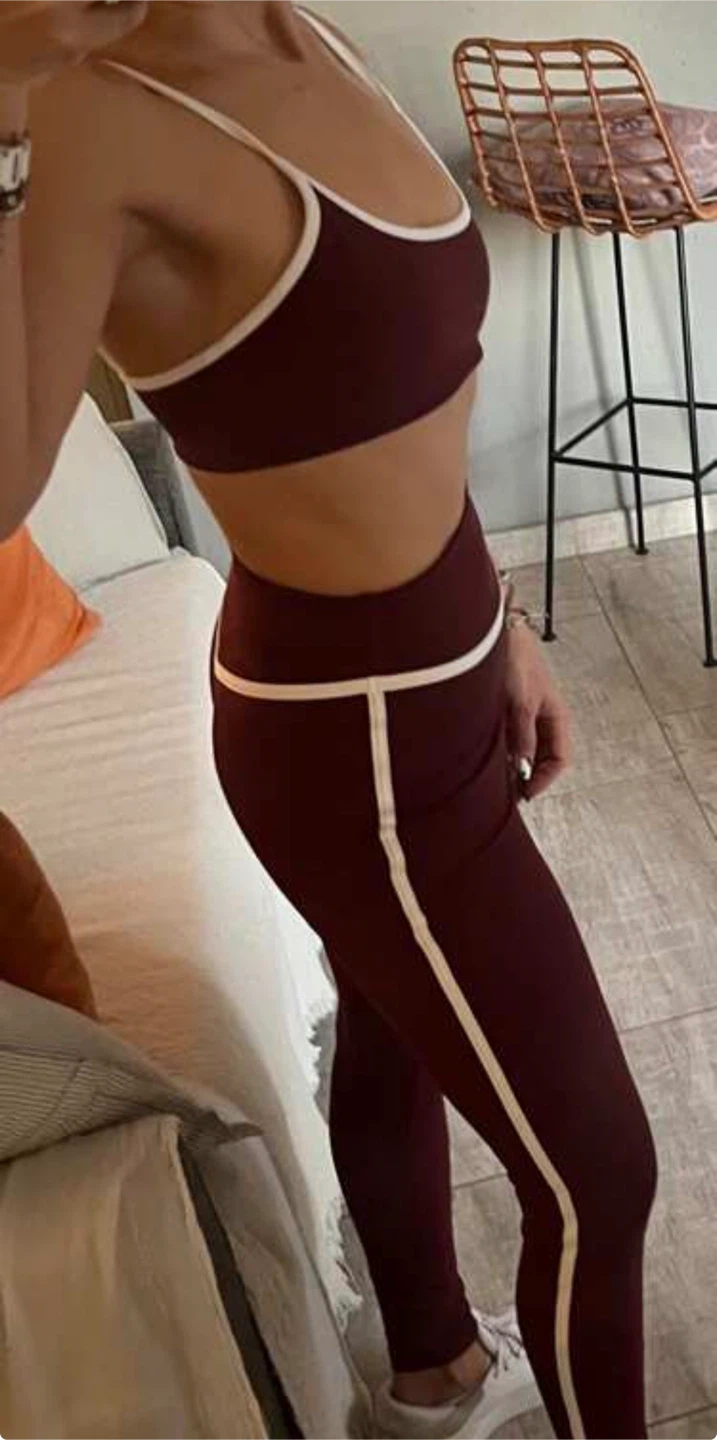 Two-piece burgundy activewear set (top and leggings) S - photo 5