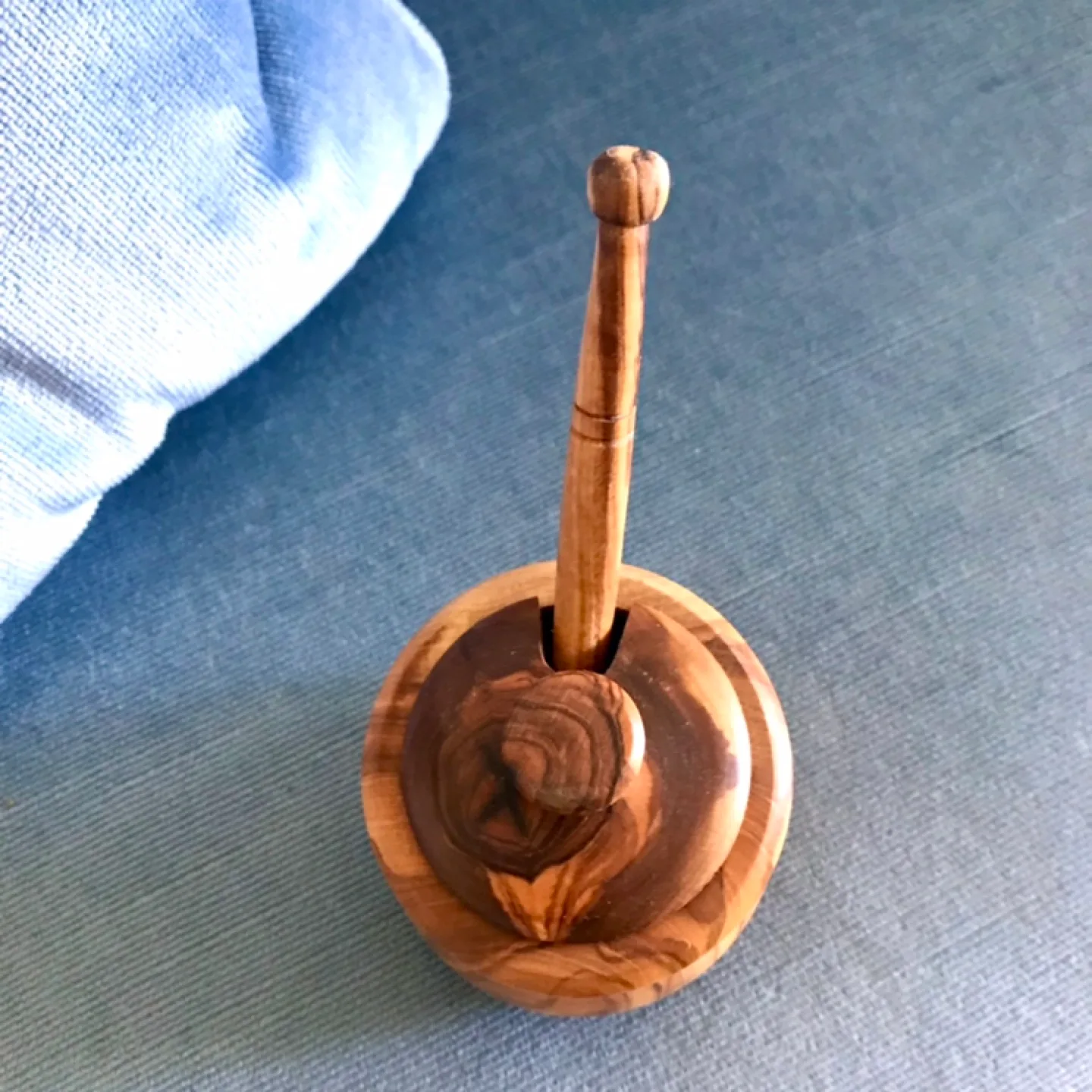 Olive Wood Honey Pot with Lid & Dipper ✨NEW image indicator(3)