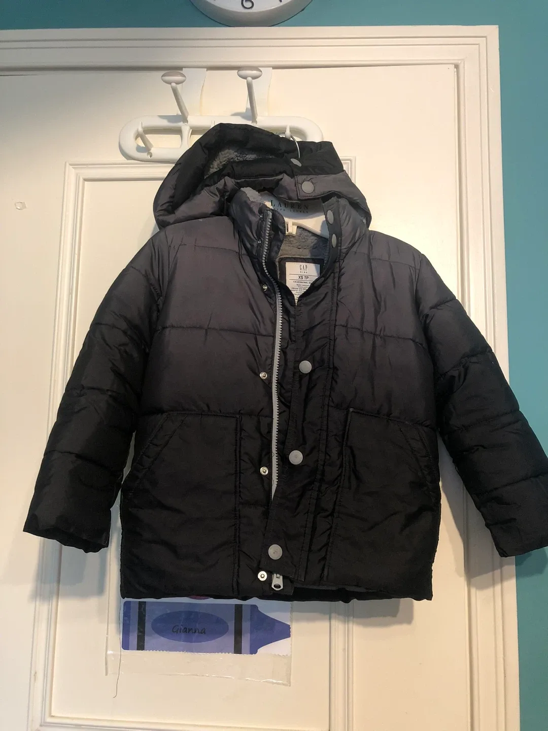 GAP Kids Black Puffer Jacket - Size XS (TP) thumbnail