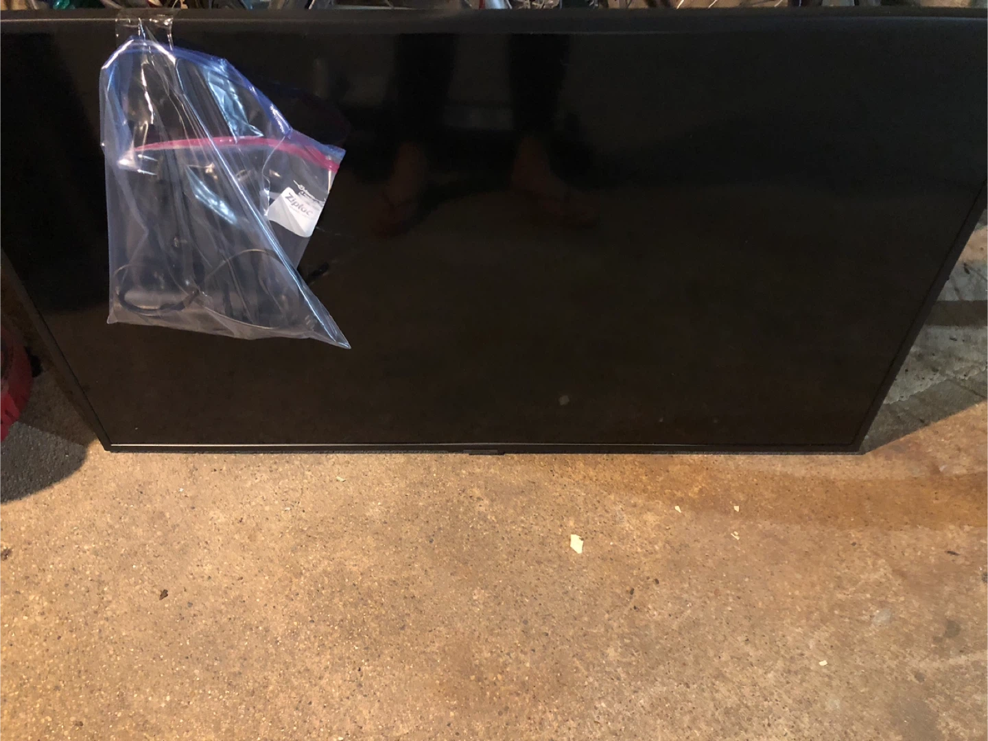Samsung 43" Class RU7100 4K UHD TV