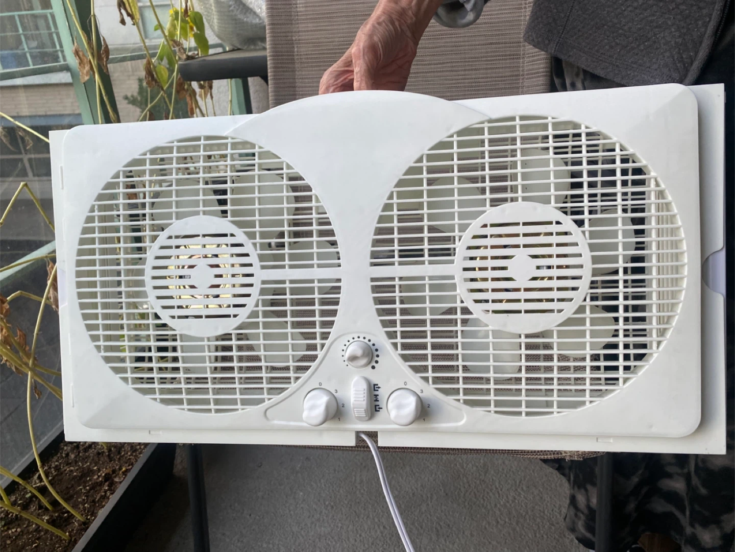 Window Fan - Double - White - photo 4