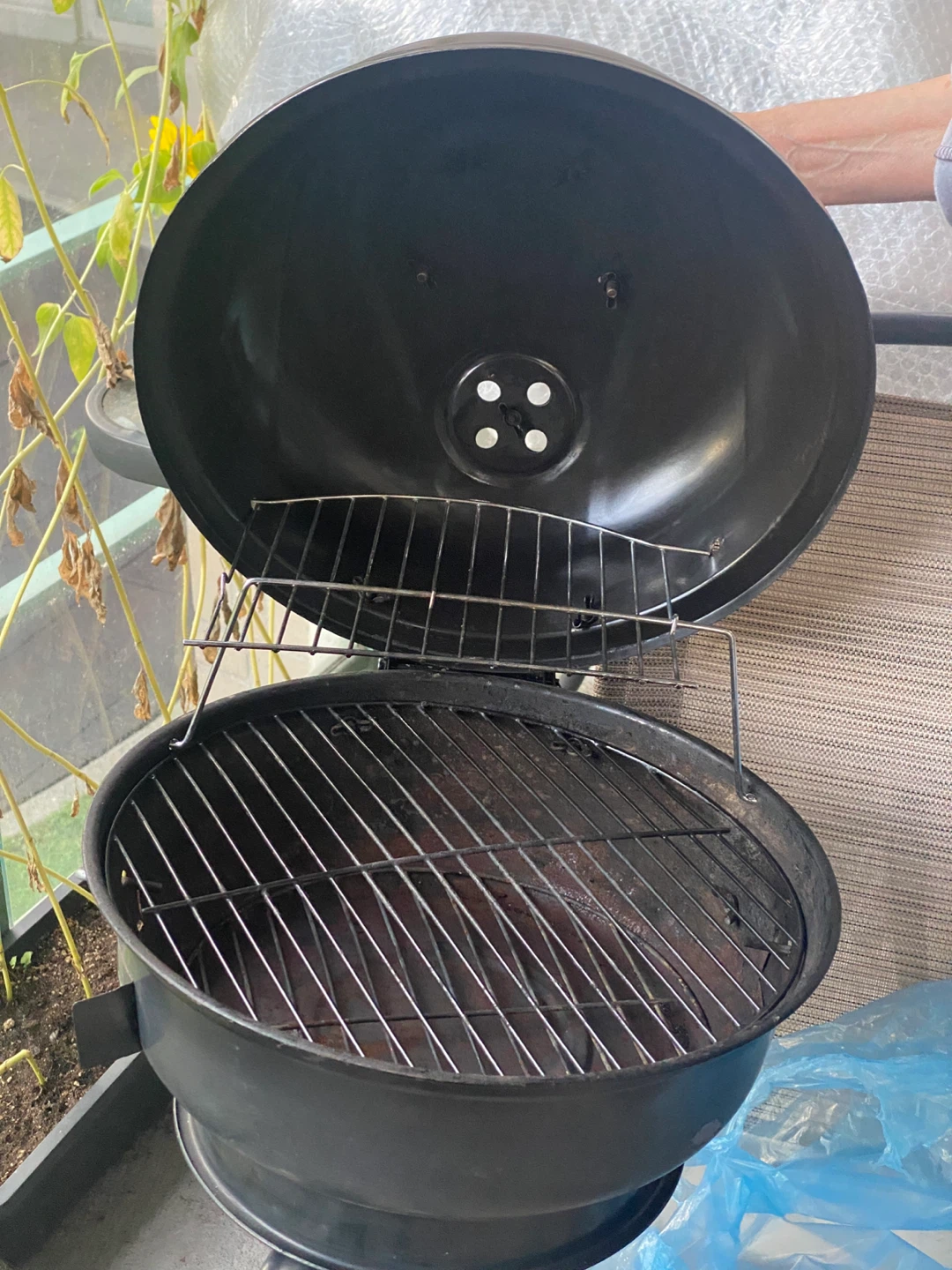 Charcoal Backyard Grill BBQ