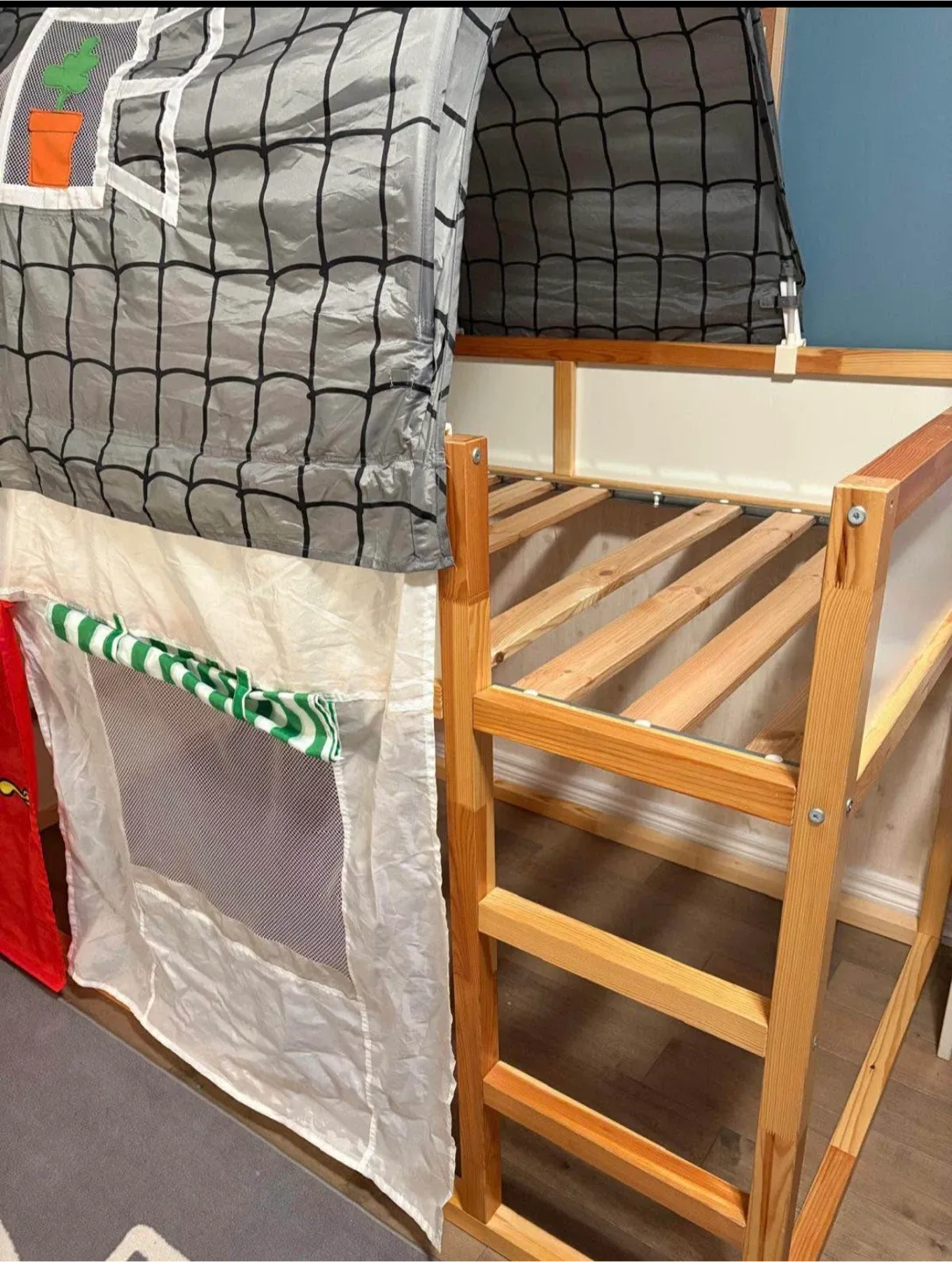 IKEA KURA Bed Tent with Curtain - Kids Playhouse image indicator(2)