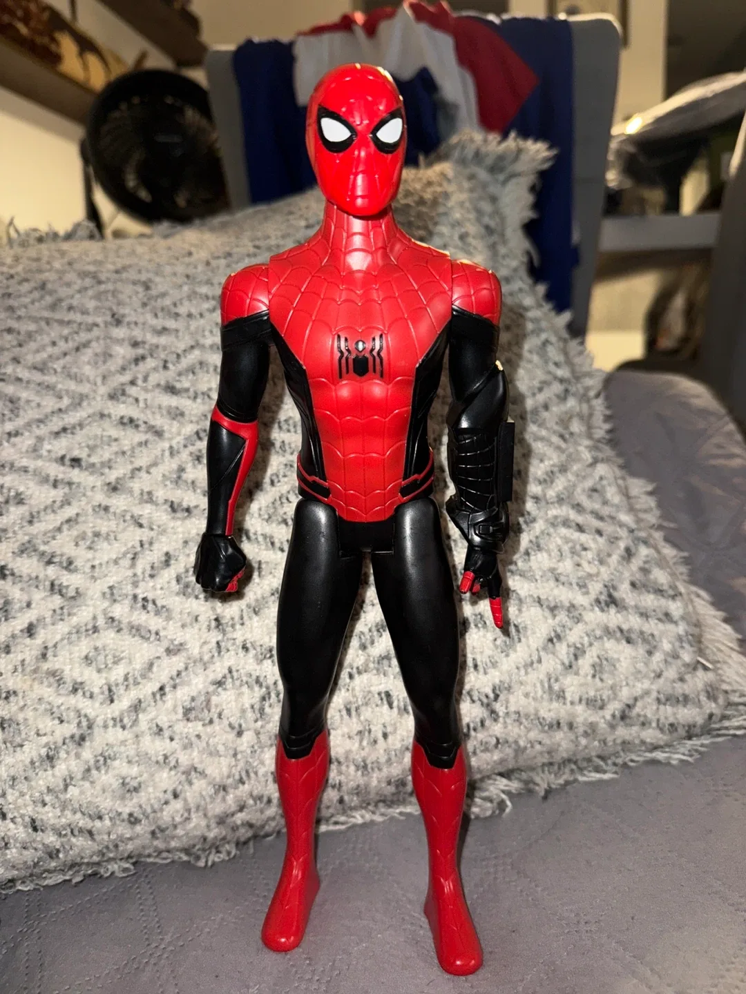 Spider-Man Action Figure 27 cm tall. image indicator(3)