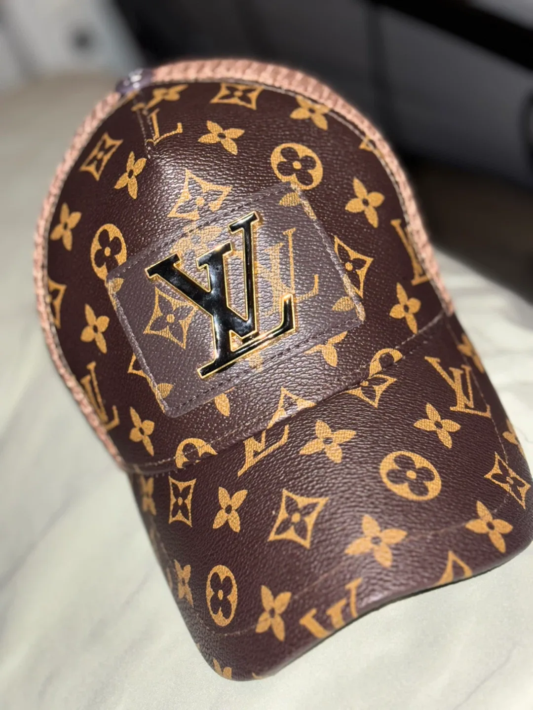 Louis Vuitton Brown Cotton Hat image indicator(3)