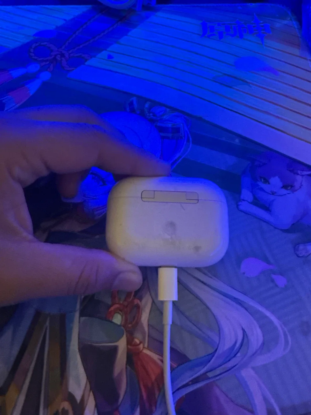 AirPods Pro 2nd Gen lighting version image indicator(3)