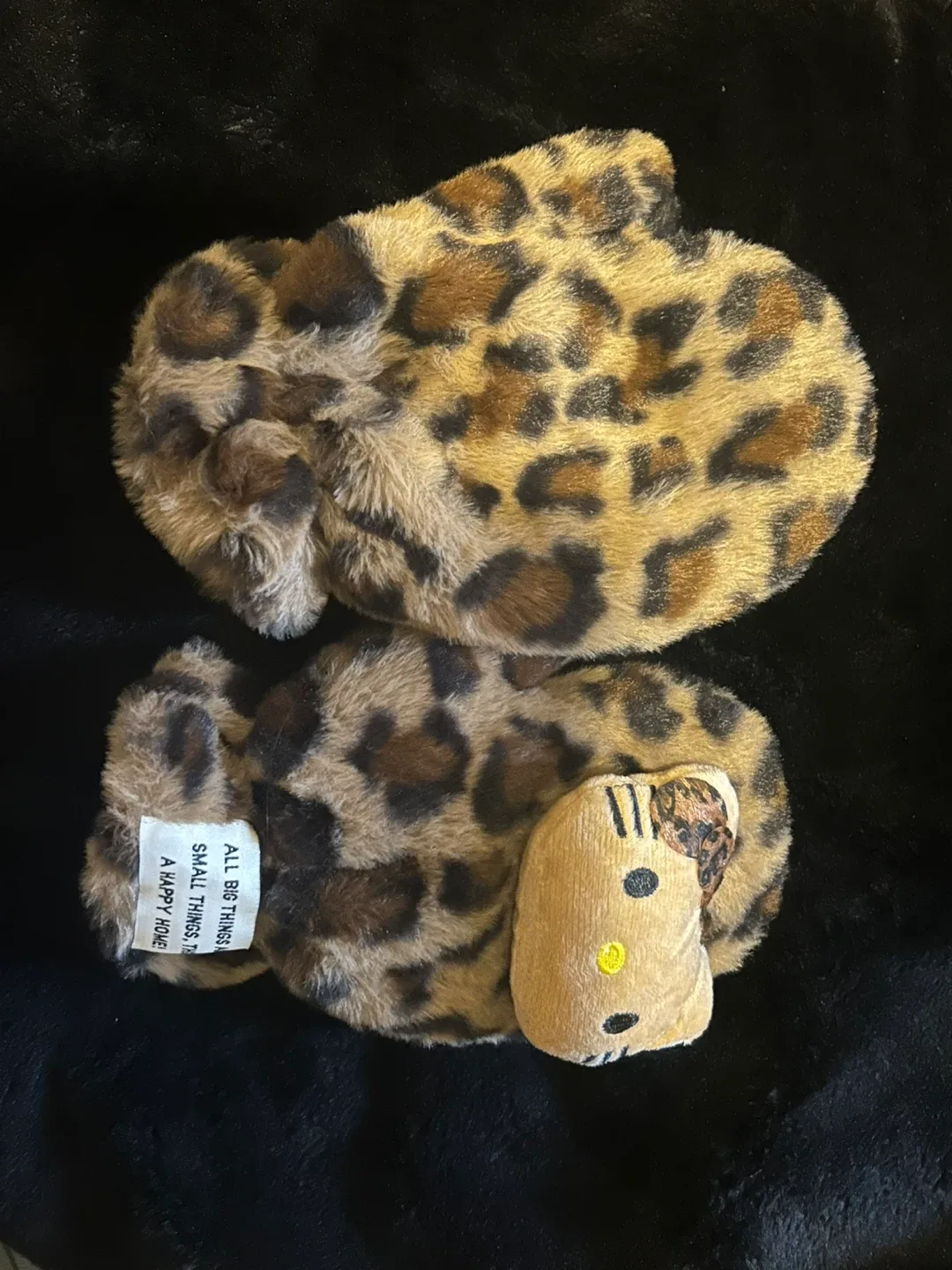 Leopard Print Plush Slippers image indicator(2)