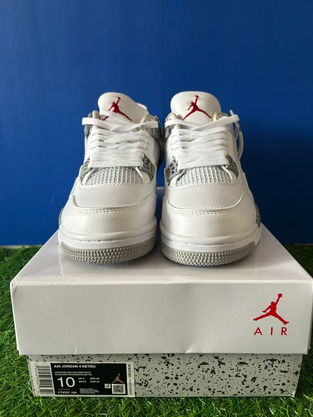 Air Jordan 4 Retro White/Red-Tech Grey-Black US 10 image indicator(2)