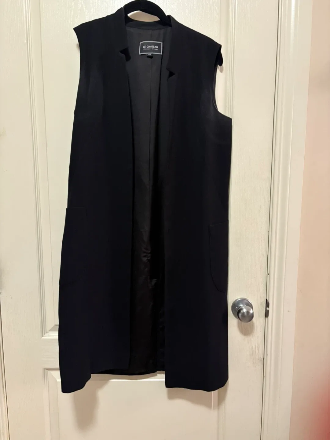 Le Chateau Black Sleeveless Vest thumbnail