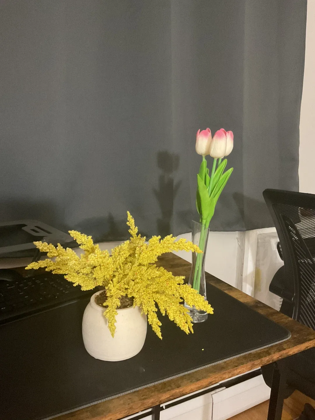 Artificial Flowers thumbnail