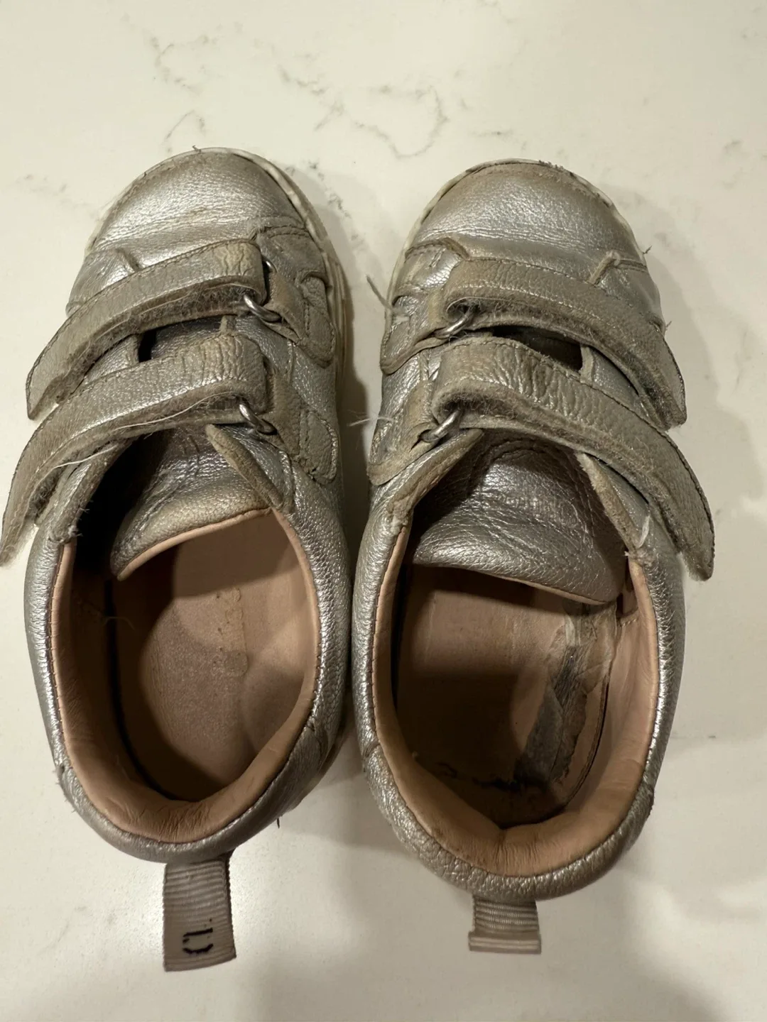 Chloe Silver Leather Velcro Sneakers - Size 23 image indicator(5)