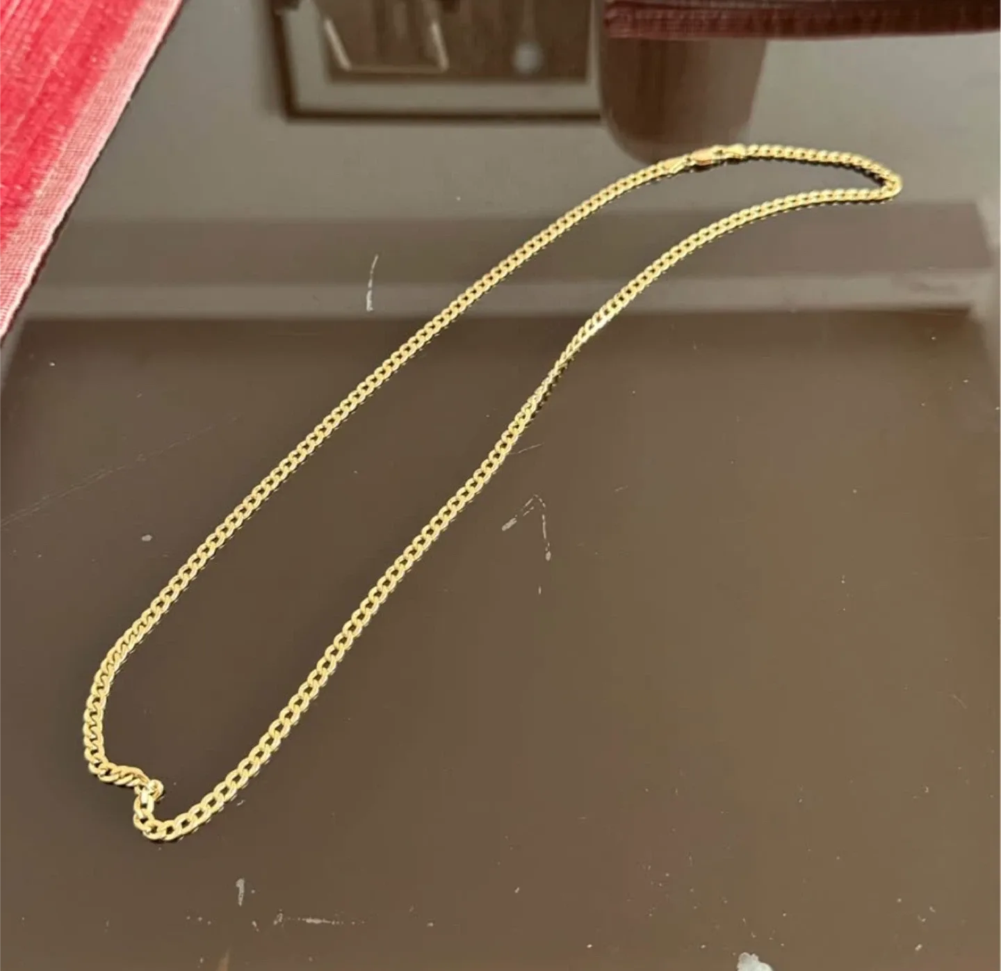 18k Gold Chain Necklace image indicator(3)