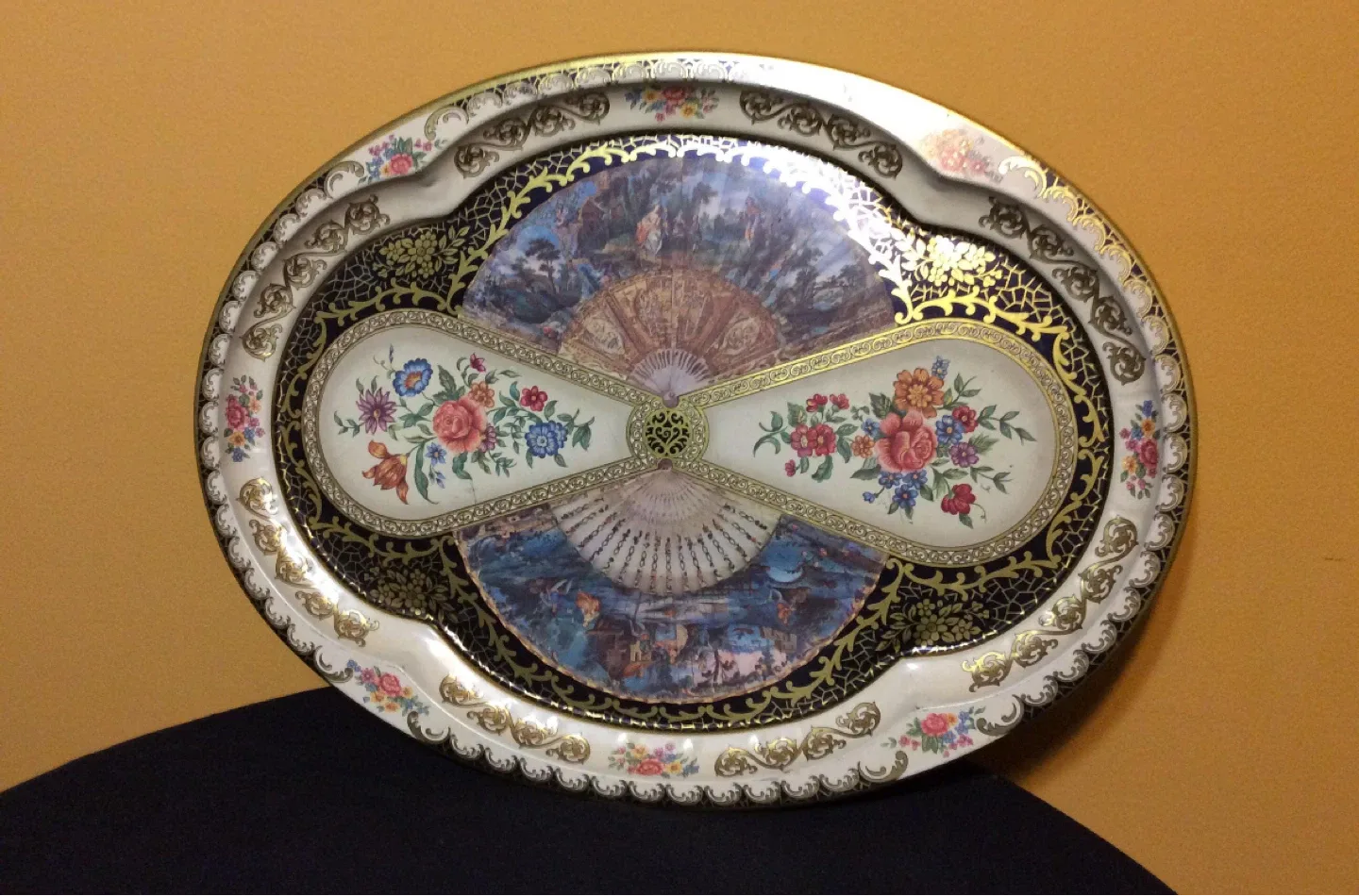 Vintage 1971 Daher Decorated Ware Tin Tray thumbnail