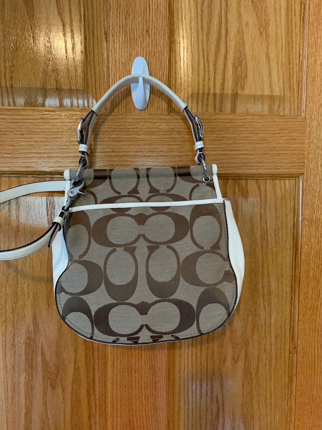 Coach Signature Canvas Crossbody Purse - photo 3