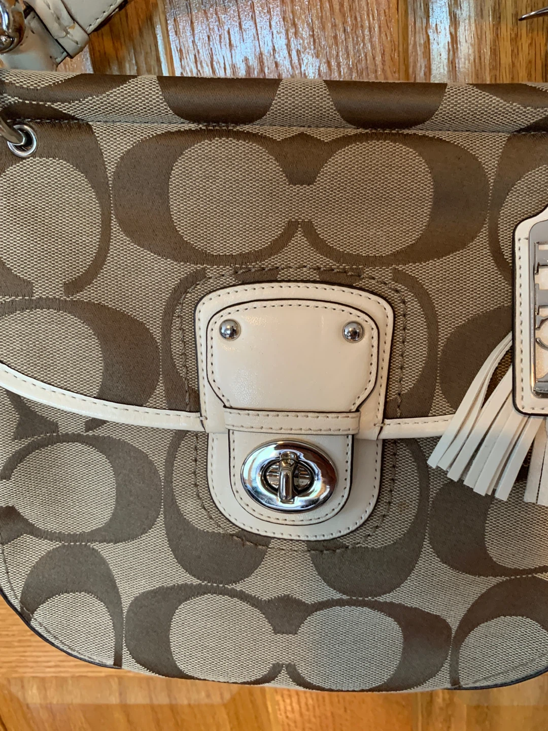 Coach Signature Canvas Crossbody Purse - photo 2