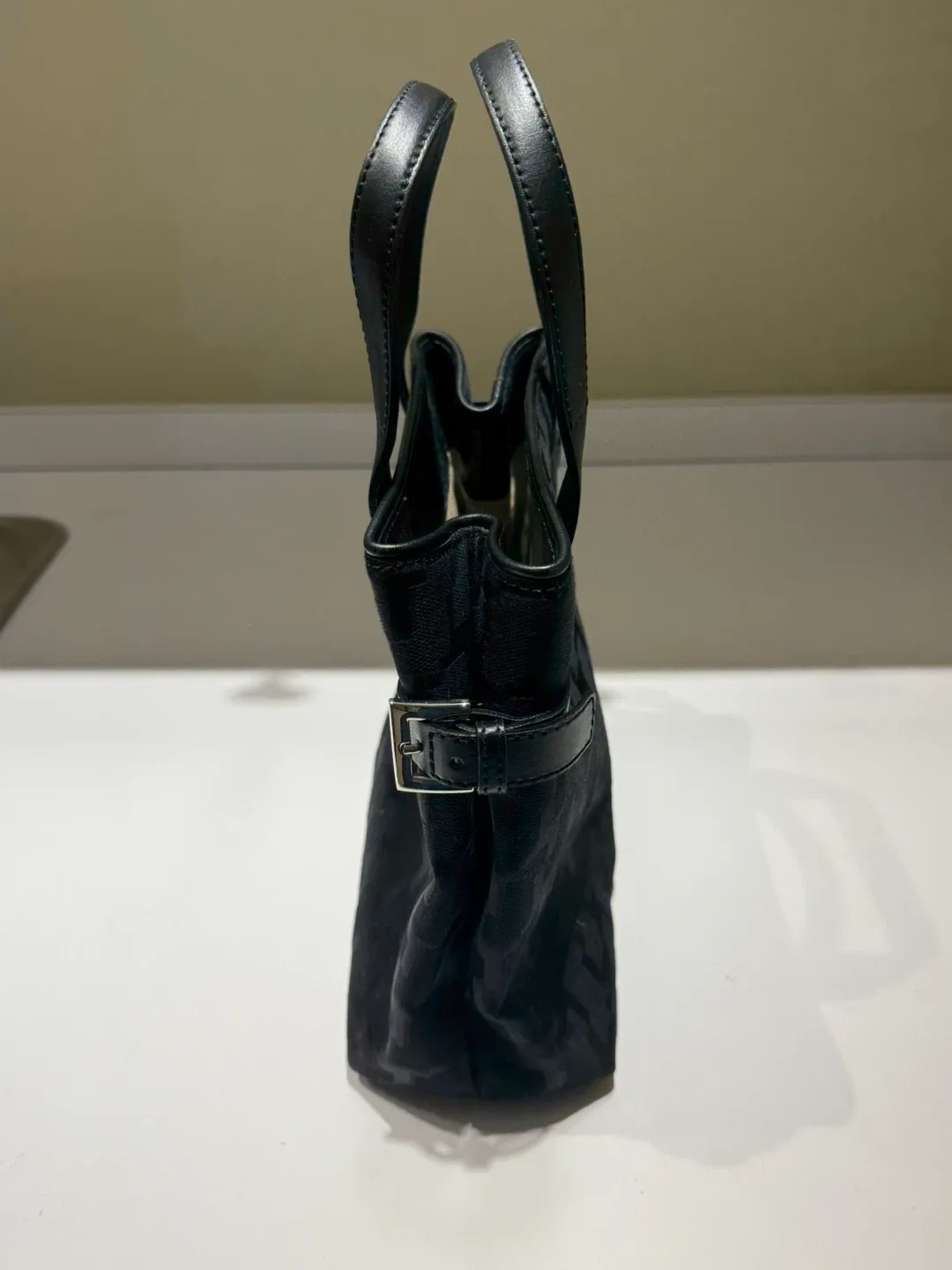 Lancel leather tote handbag. Made in Spain. Like new image indicator(5)