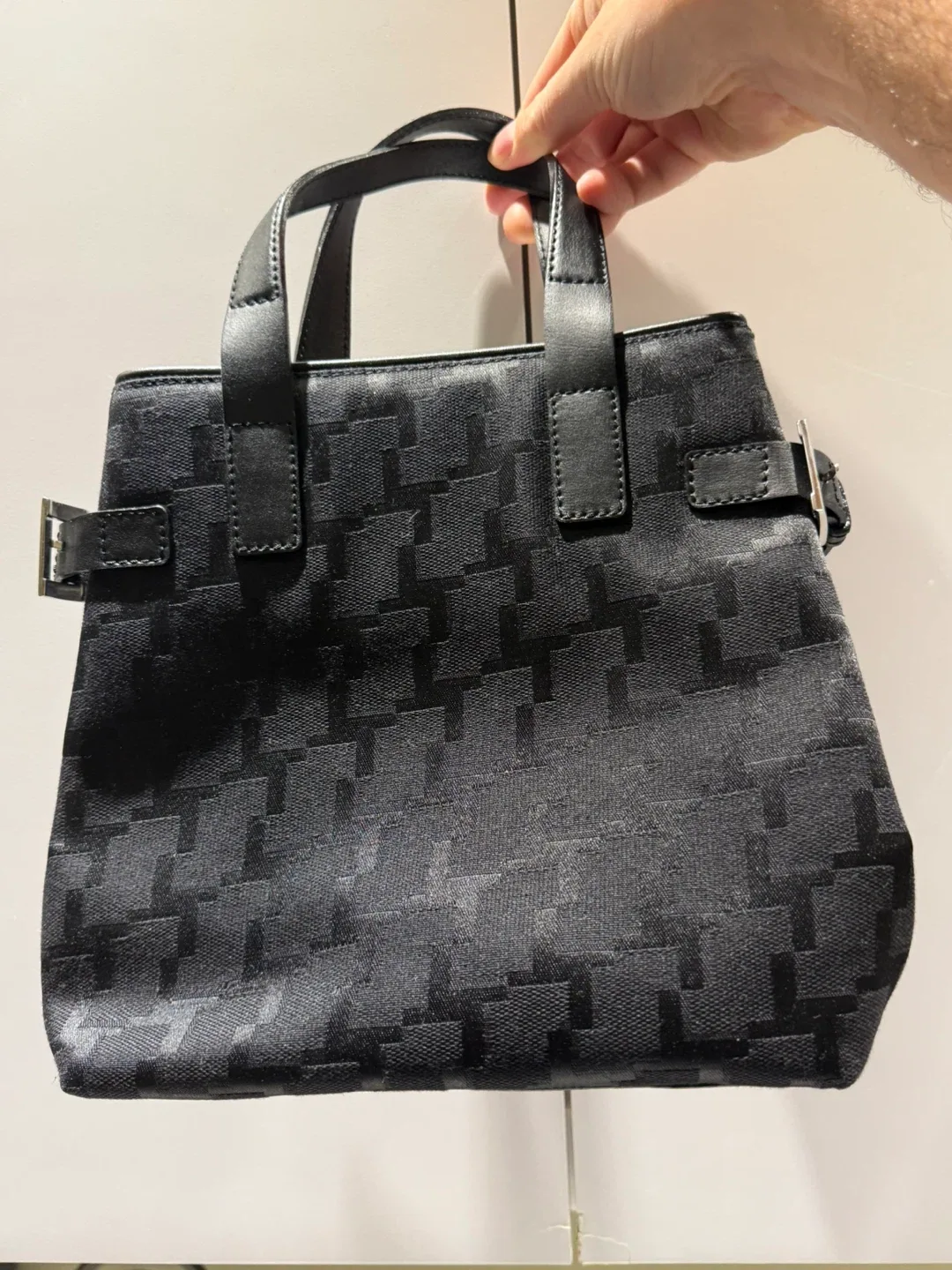 Lancel leather tote handbag. Made in Spain. Like new image indicator(2)