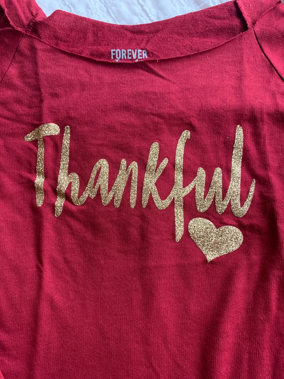 Forever Trendy Thankful Red Sweatshirt - XL image indicator(2)