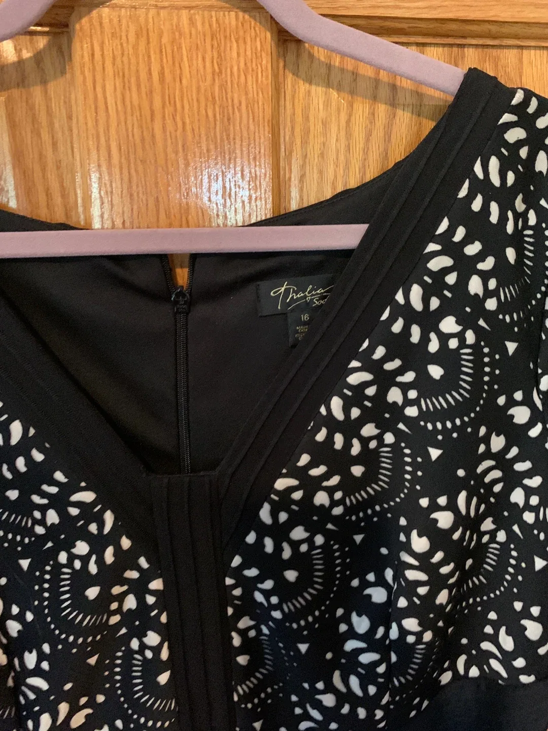 Thalia Sodi Black & White Dress - Size 16 image indicator(2)