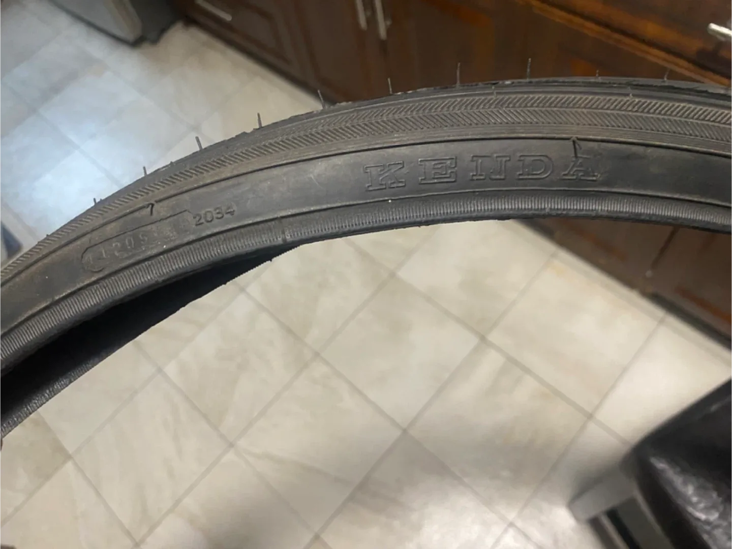 Kenda 26 x 1 1/2 Bike Tire image indicator(2)