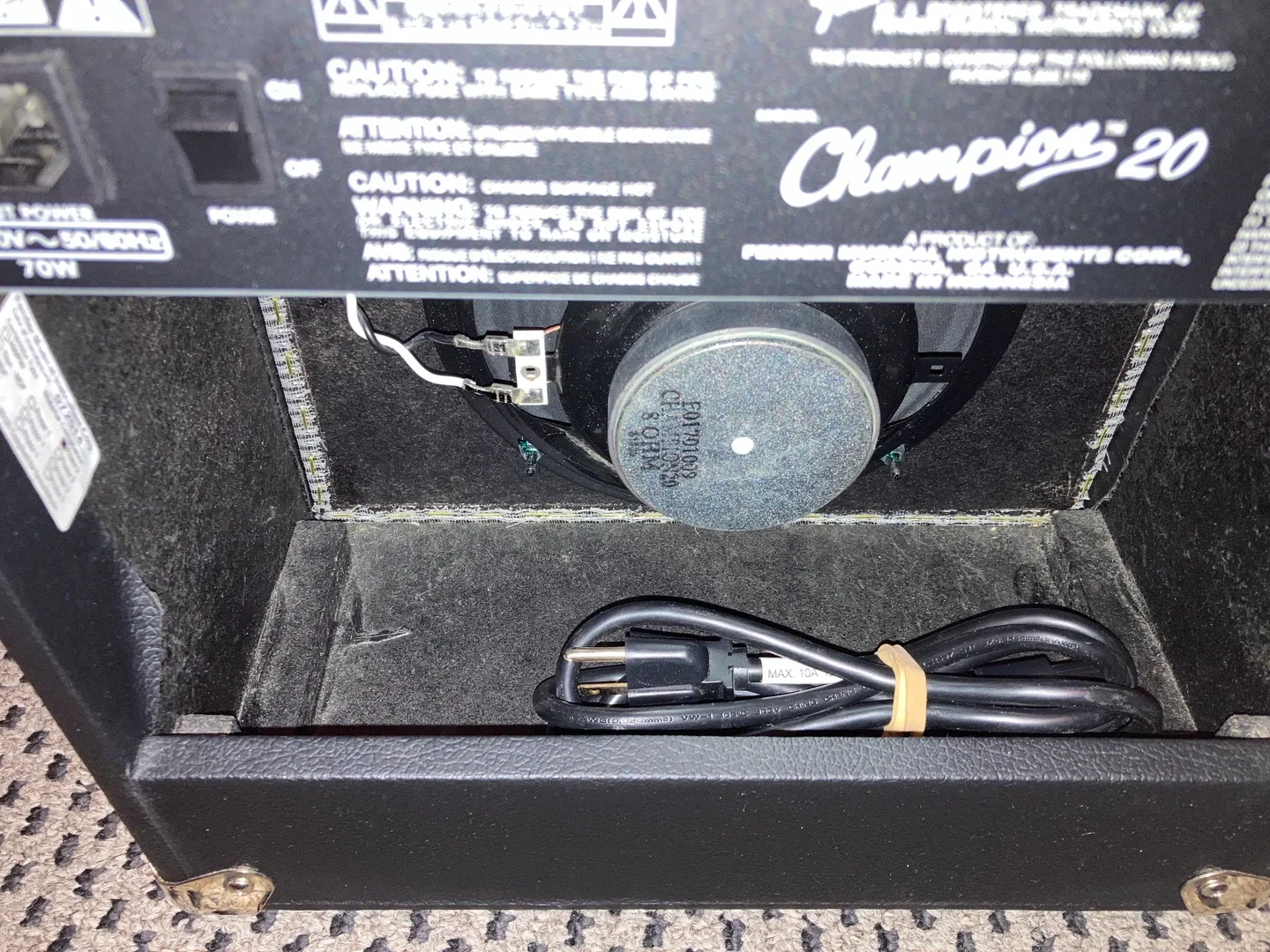 Fender Champion 20 Guitar Amplifier image indicator(3)