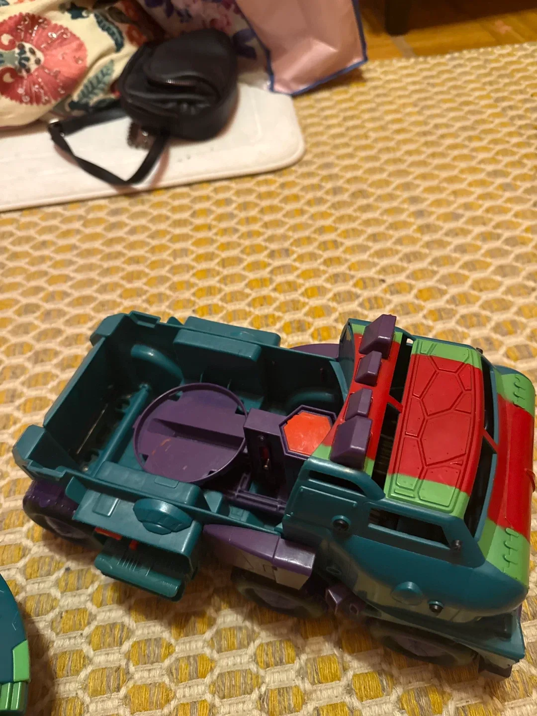 Teenage Mutant Ninja Turtles Party Wagon Toy image indicator(4)