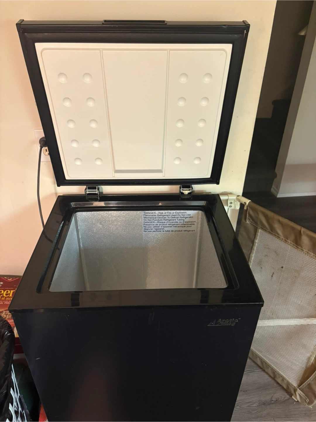 Arctic King Chest Freezer - photo 2
