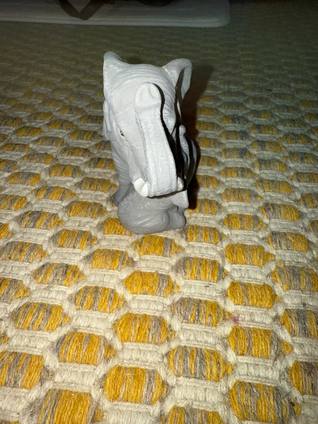Elephant and Baby Figurine - Grey image indicator(2)