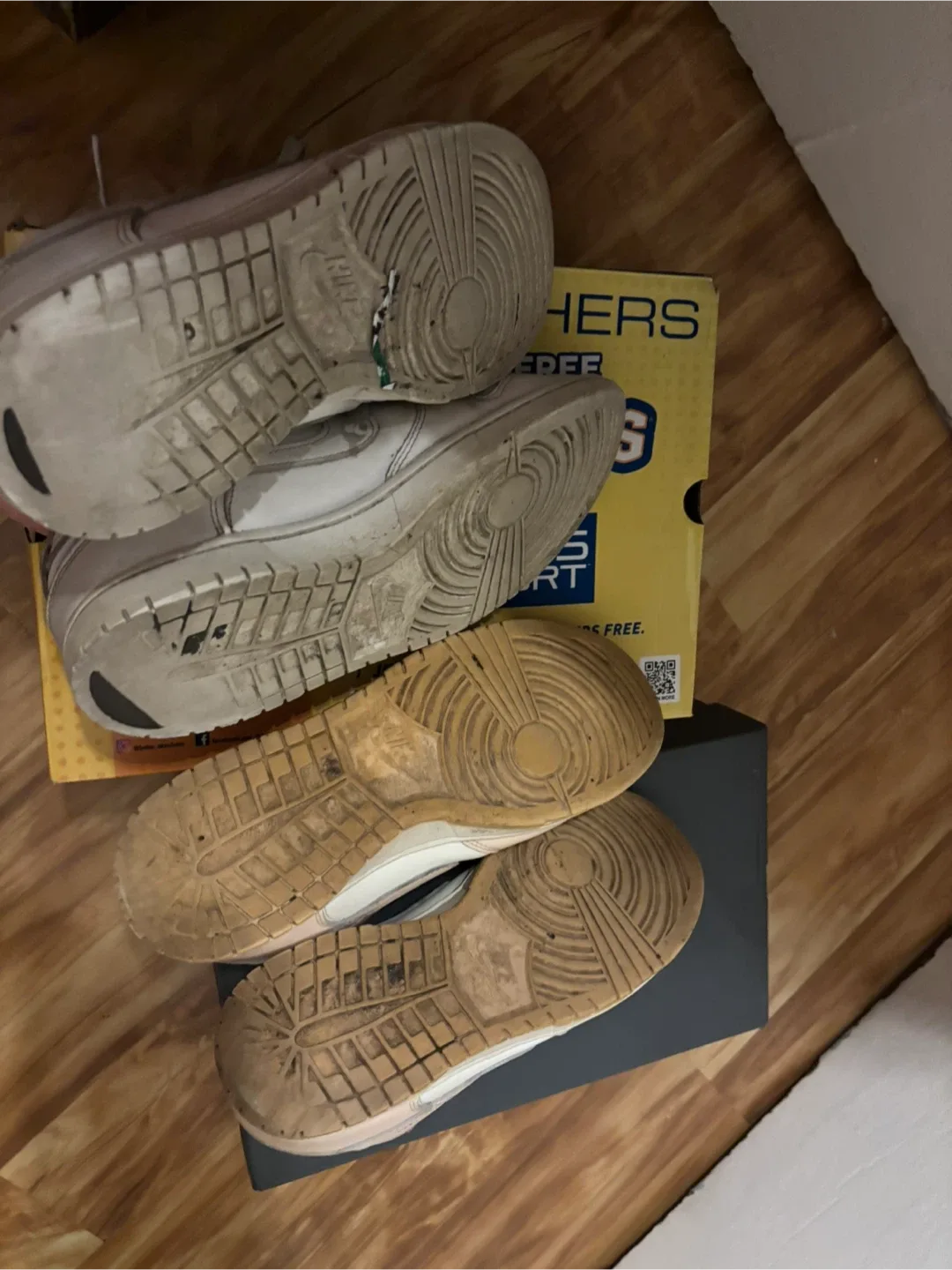 Nike Dunk Low Shoes - Bundle image indicator(4)