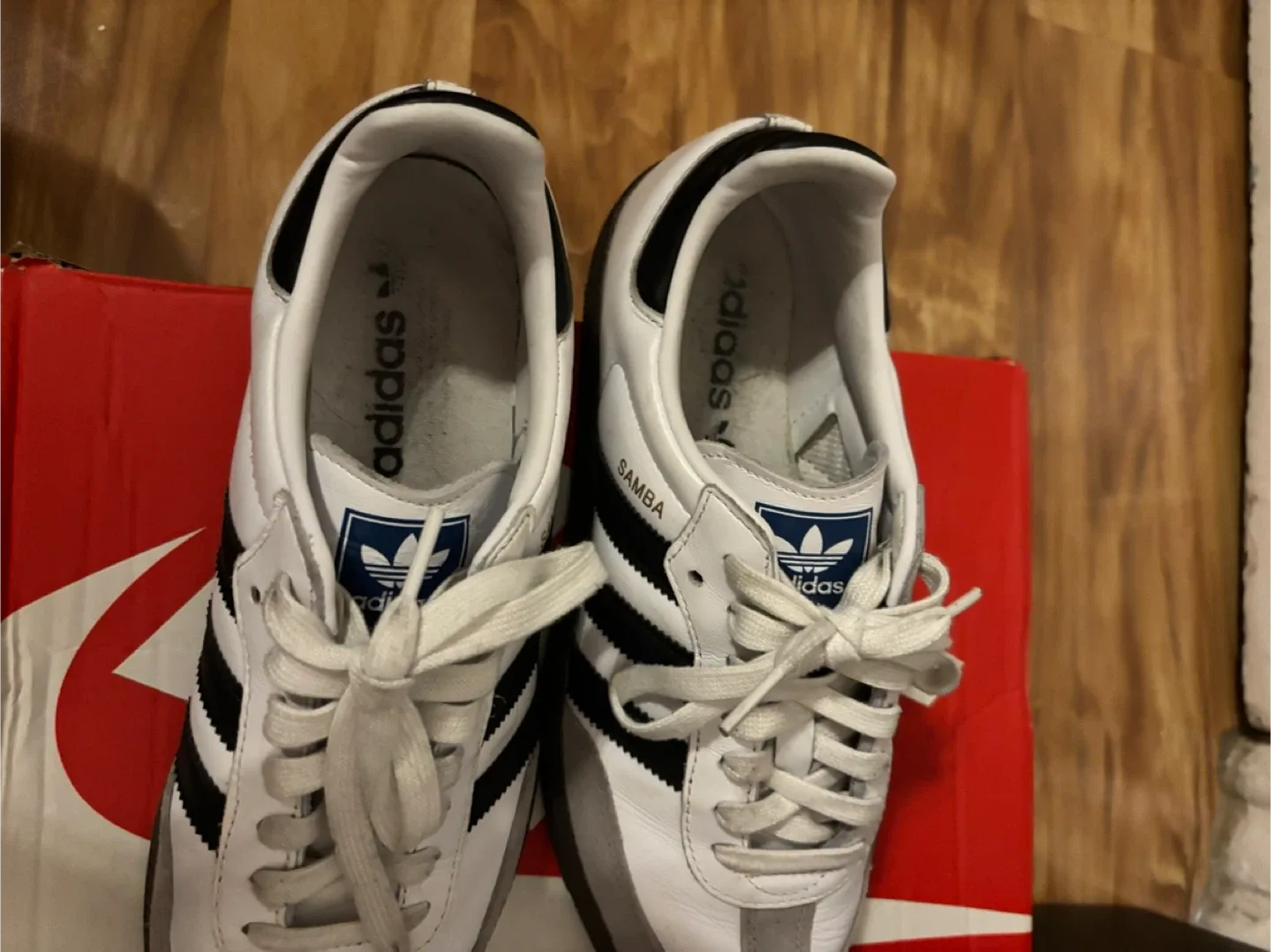 Adidas Samba Classic White/Black Sneakers image indicator(3)