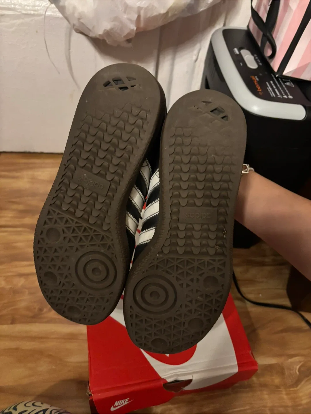 Adidas Samba Black Sneakers image indicator(4)