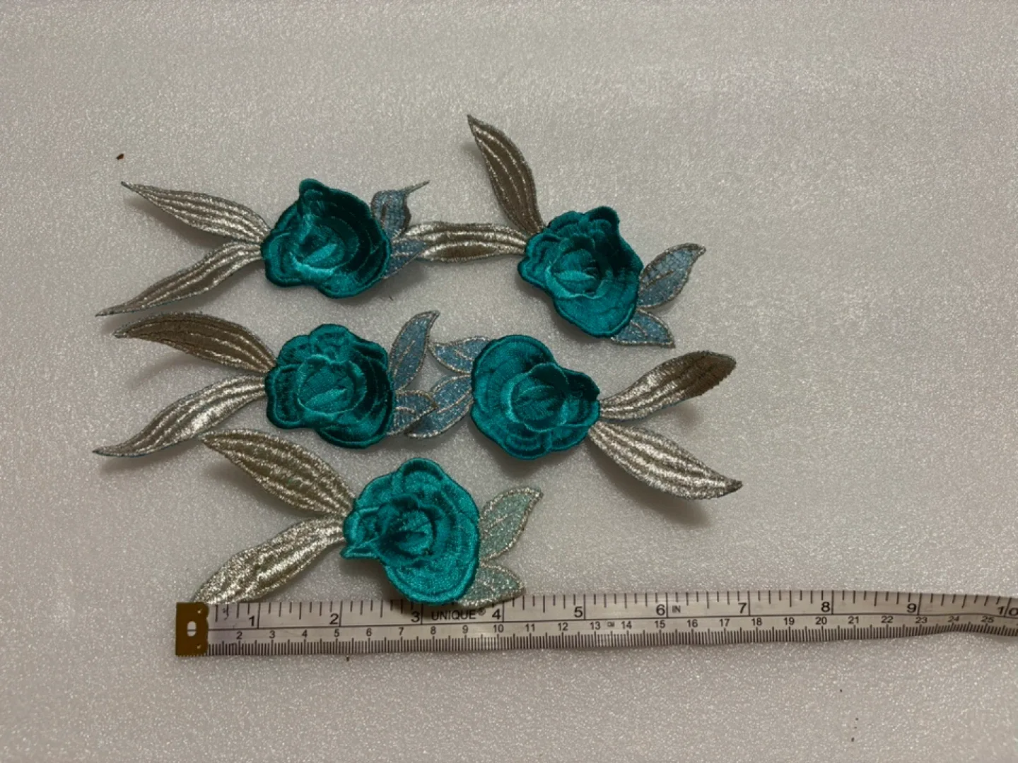 Assorted Floral Appliques - Craft Supplies image indicator(4)