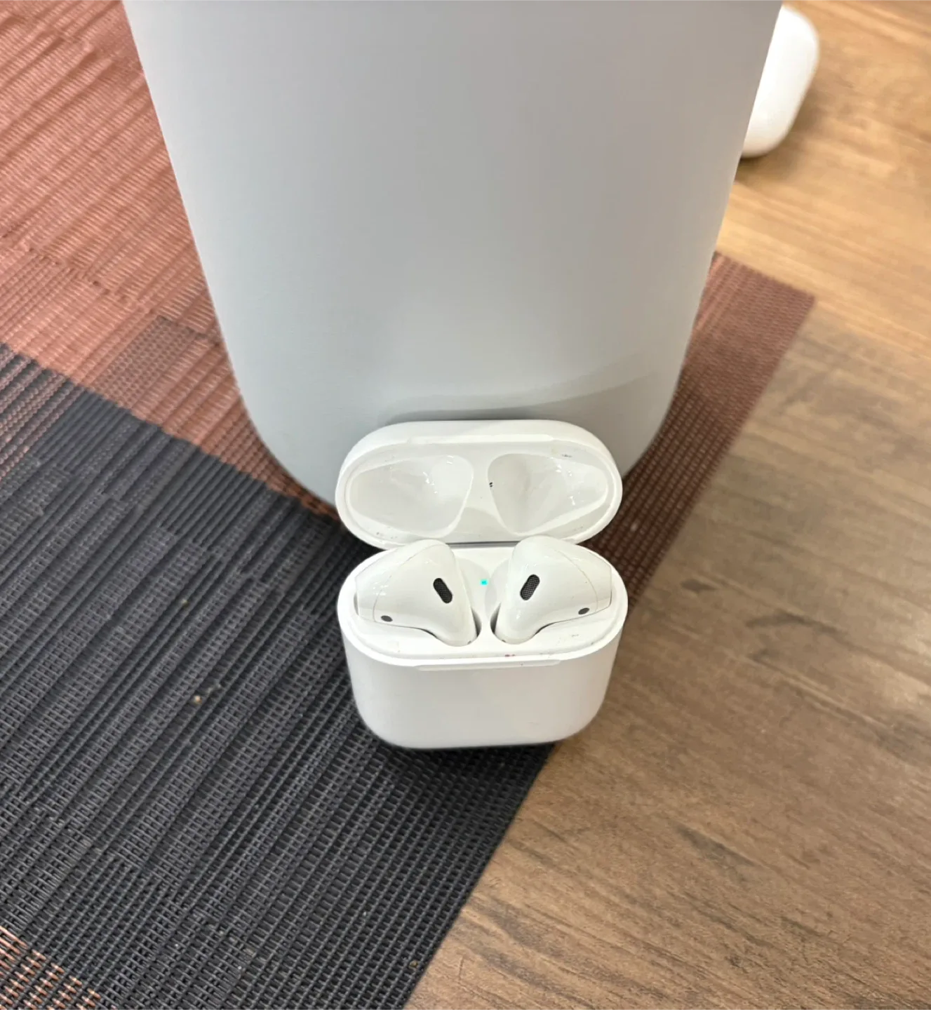 Apple AirPods 2nd Generation for sale! image indicator(3)
