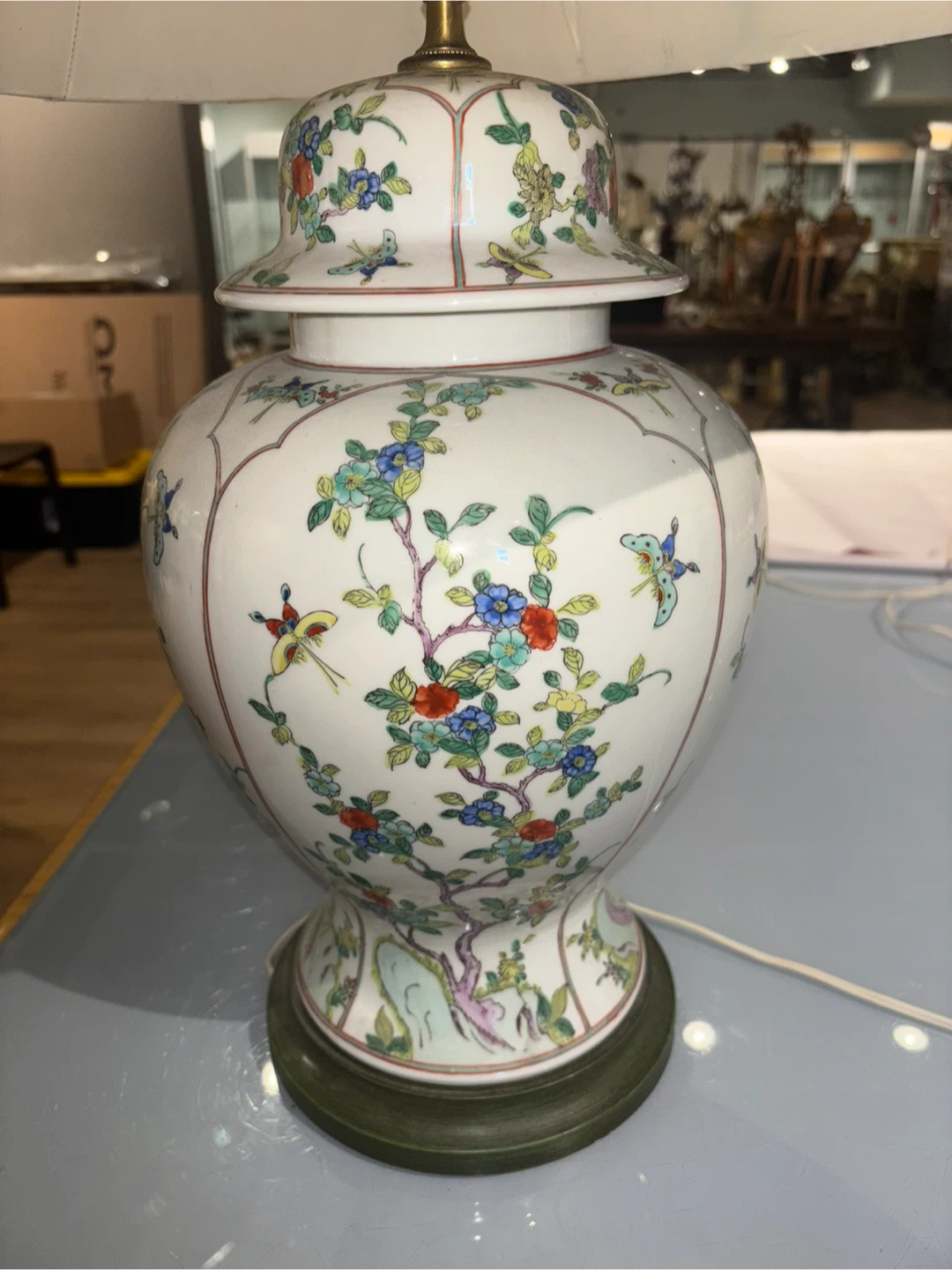 Floral Patterned porcelain Table Lamp