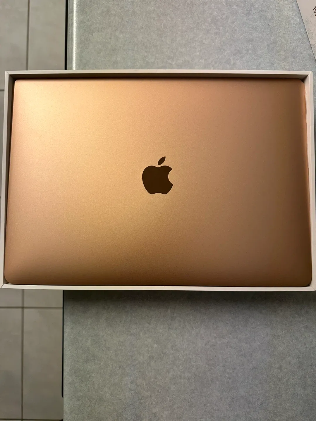 Apple MacBook Air 13-inch M1 Rose Gold image indicator(7)
