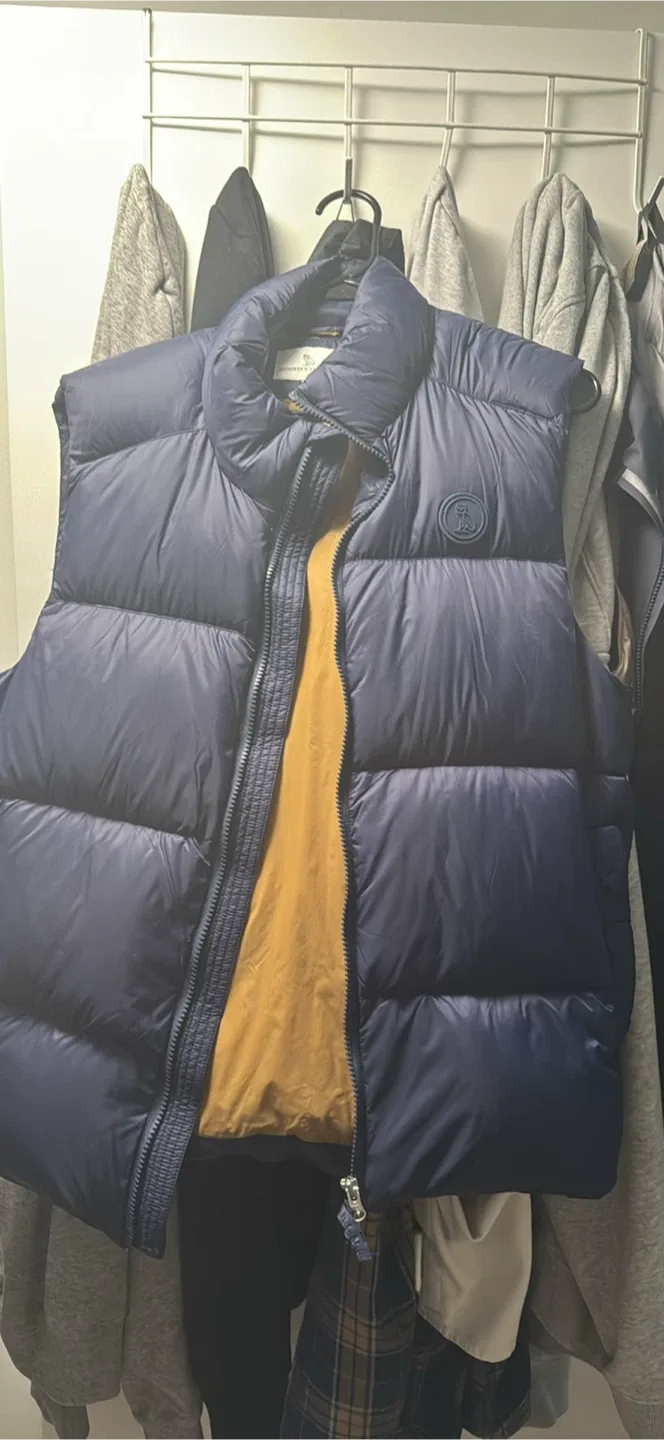 October's Very Own (OVO) Puffer Vest - Size XS image indicator(3)