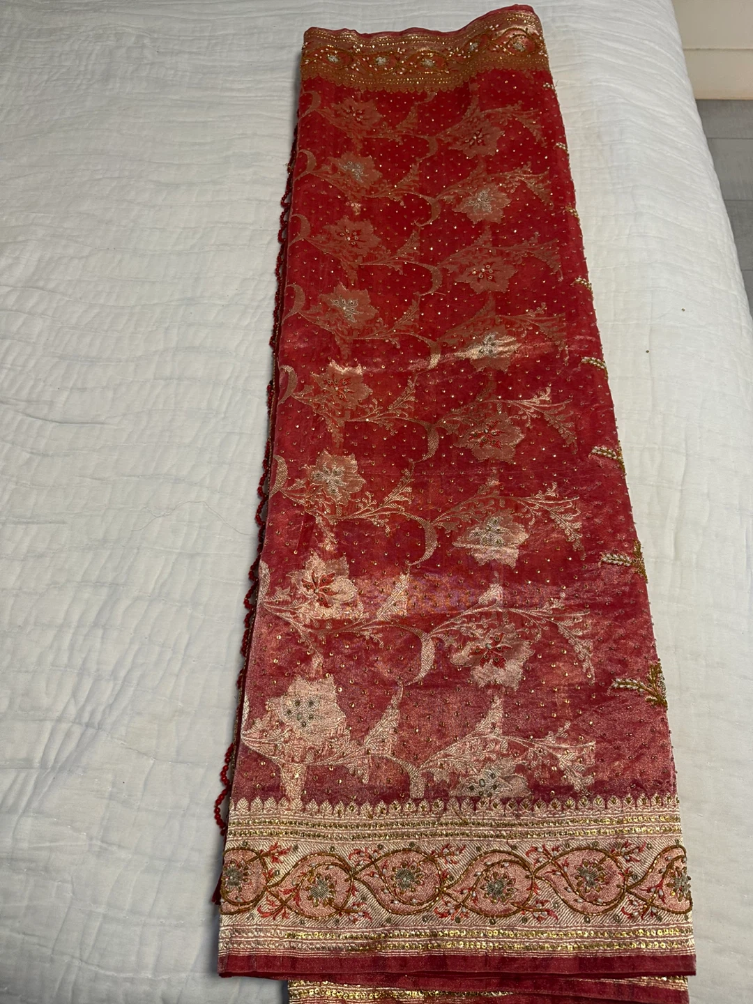 Red & Gold Embroidered Sari - photo 5