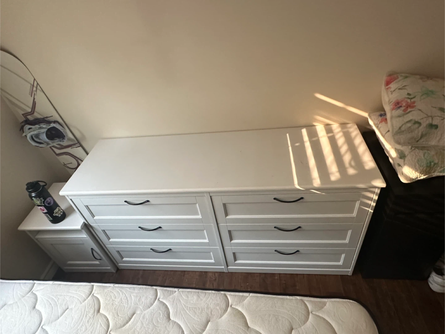 IKEA Hemnes White Dresser and Nightstand Set - photo 4
