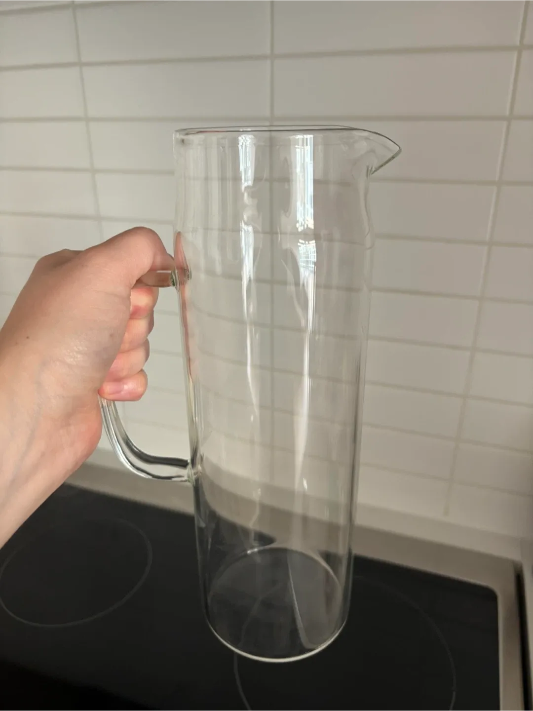 1.5L Glass Pitcher for Water, Tea, Juice - LIKE NEW image indicator(9)