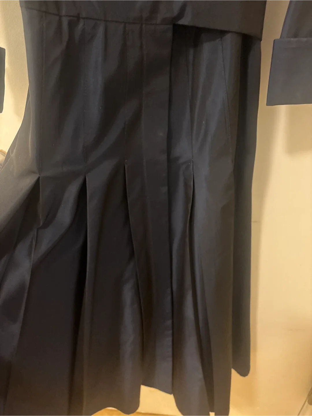 Jones New York Dress - Size 12- Reduced For Quick Sale image indicator(4)