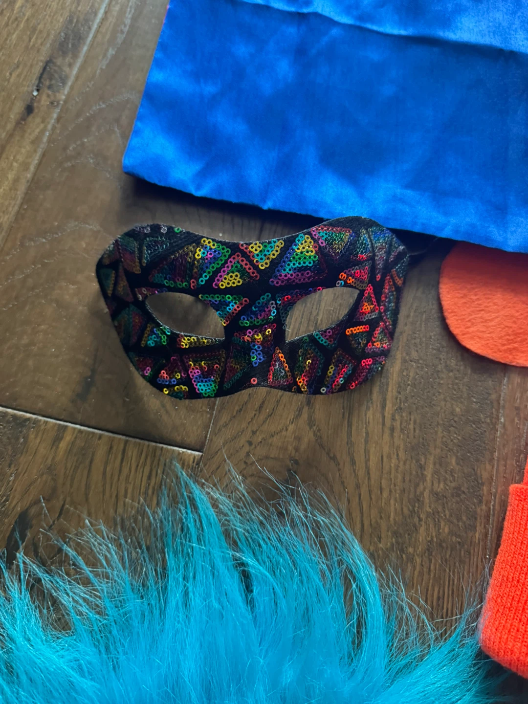 Costume Accessories - Hat, Mask, Cape, Headbands - photo 4