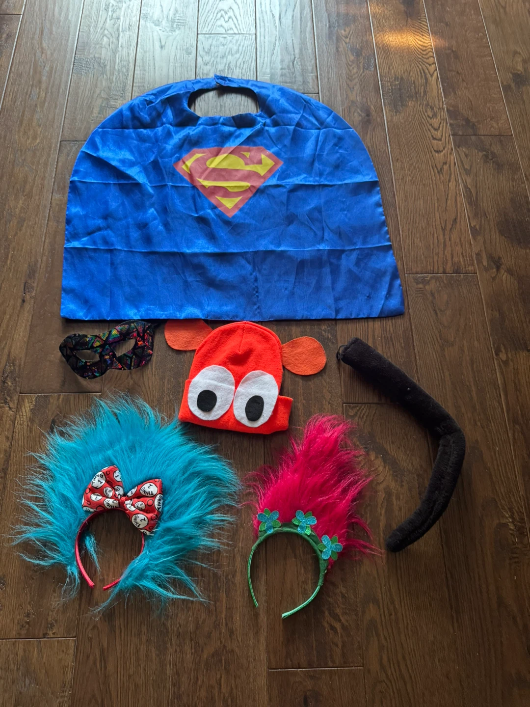 Costume Accessories - Hat, Mask, Cape, Headbands