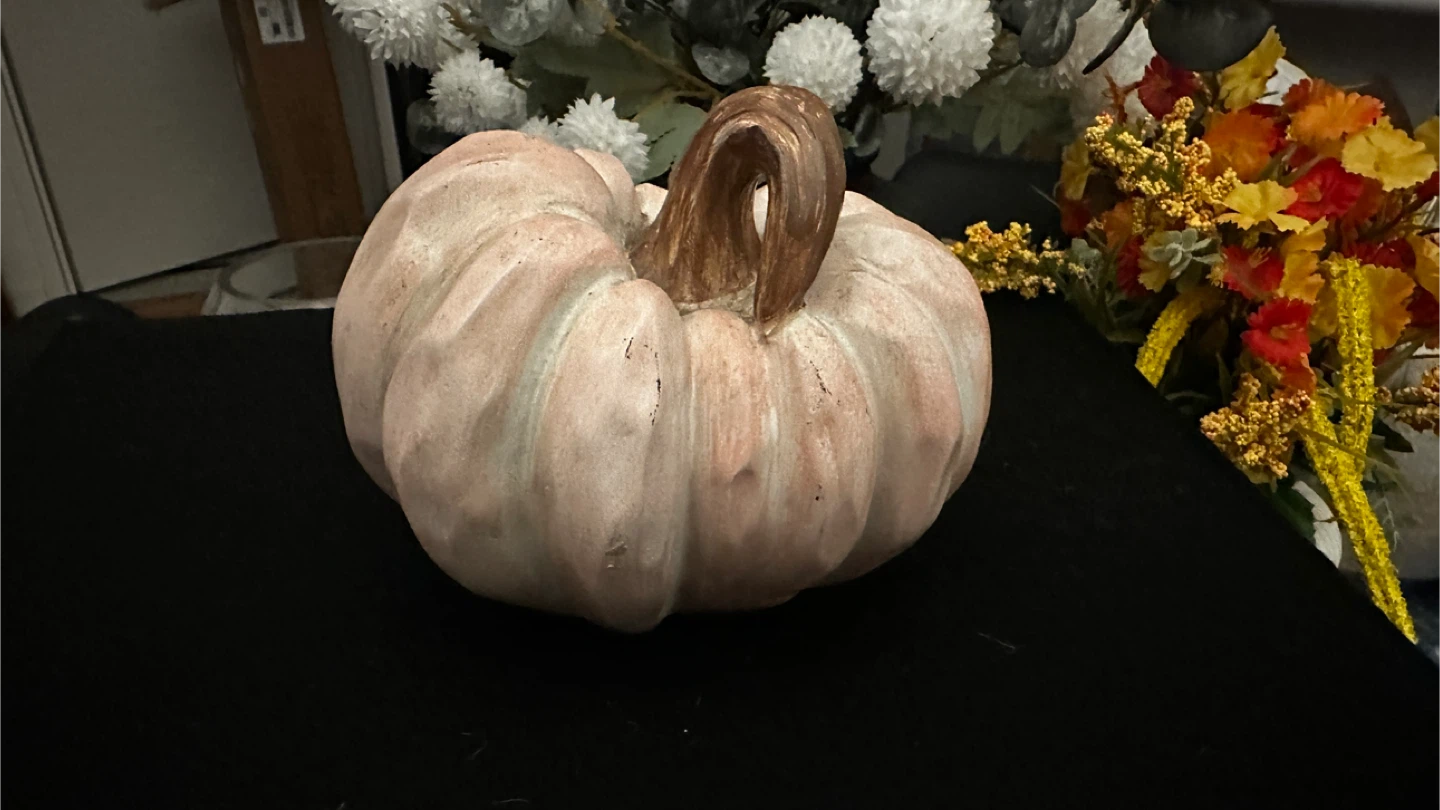 Small ceramic decorative Pumpkin