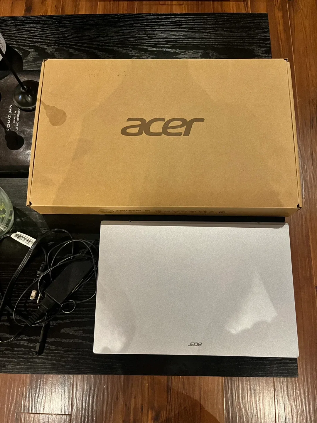 Acer Aspire 3 Laptop image indicator(4)